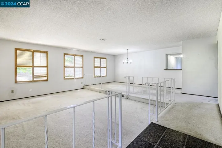 2030 Twin Ct, Santa Rosa, California 95405