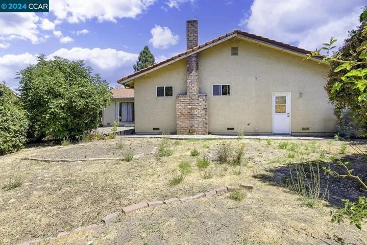 2030 Twin Ct, Santa Rosa, California 95405