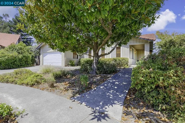 2030 Twin Ct, Santa Rosa, California 95405
