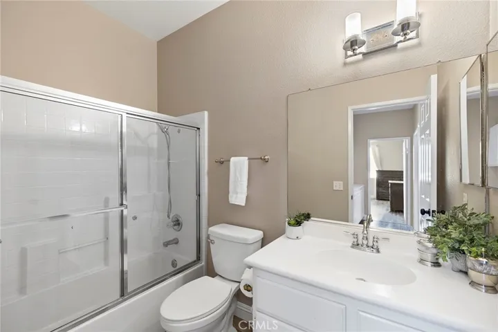 25152 Calle Entradero, Murrieta, California 92563