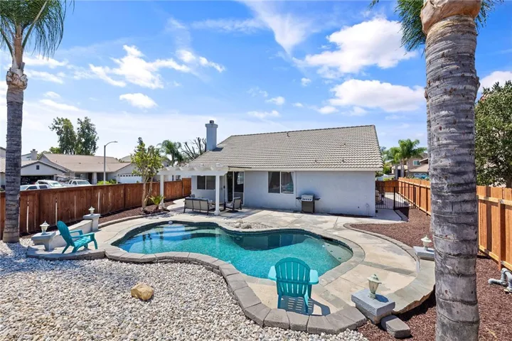 25152 Calle Entradero, Murrieta, California 92563