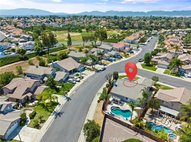 25152 Calle Entradero, Murrieta, California 92563