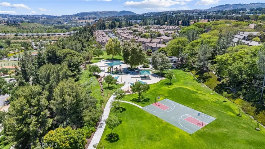 89 Mayfair, Aliso Viejo, California 92656