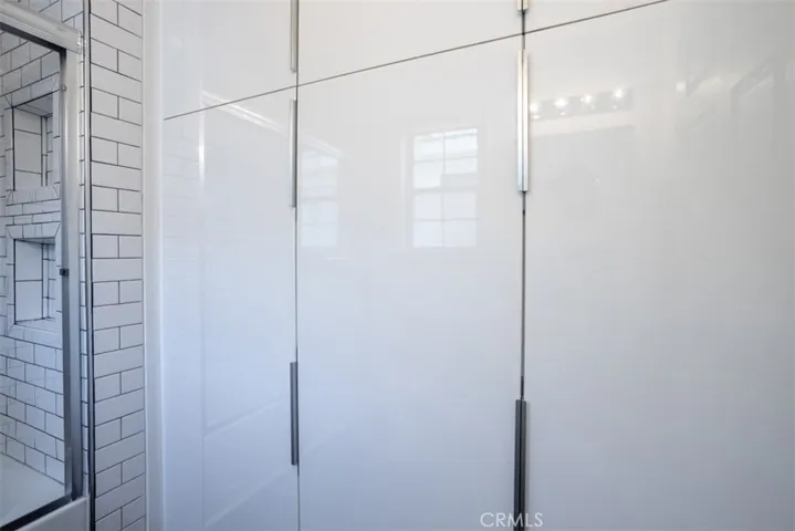 Granny Flat - Bathroom 1