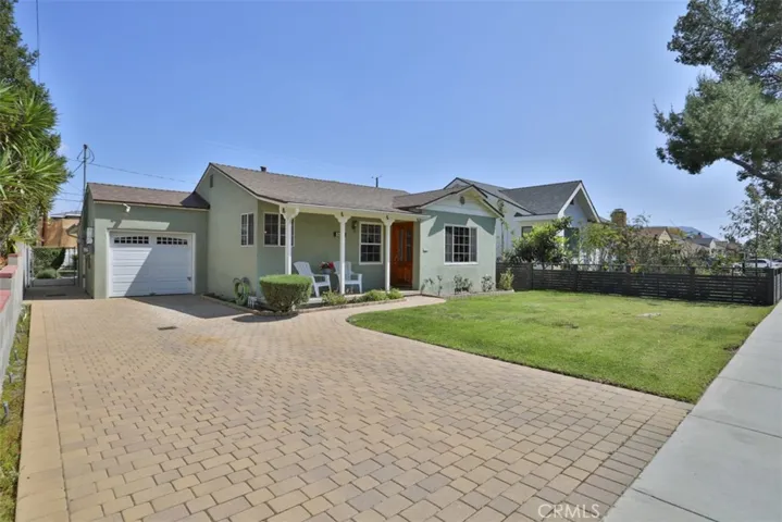 1604 North Niagara Street, Burbank, California 91505