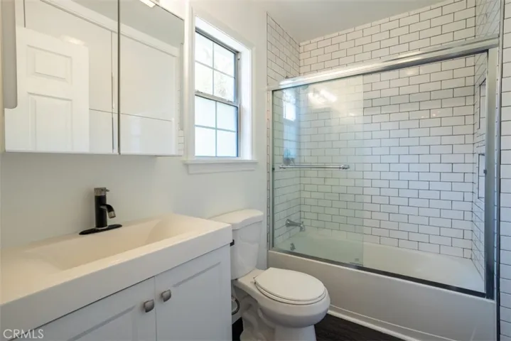 Granny Flat - Bathroom 1