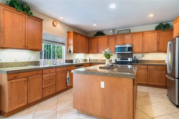 42900 Cinnamon Lane, Temecula, California 92592
