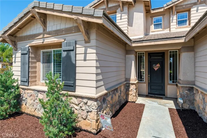 42900 Cinnamon Lane, Temecula, California 92592