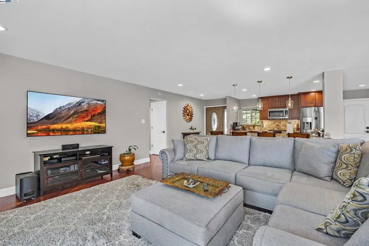 1012 Lucille St, Livermore, California 94550