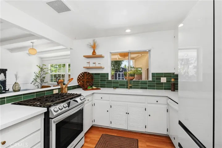 1008 E Marcellus Street, Long Beach, California 90807