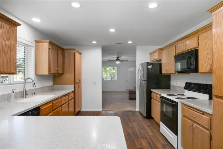 17851 Alps Drive, Tehachapi, California 93561