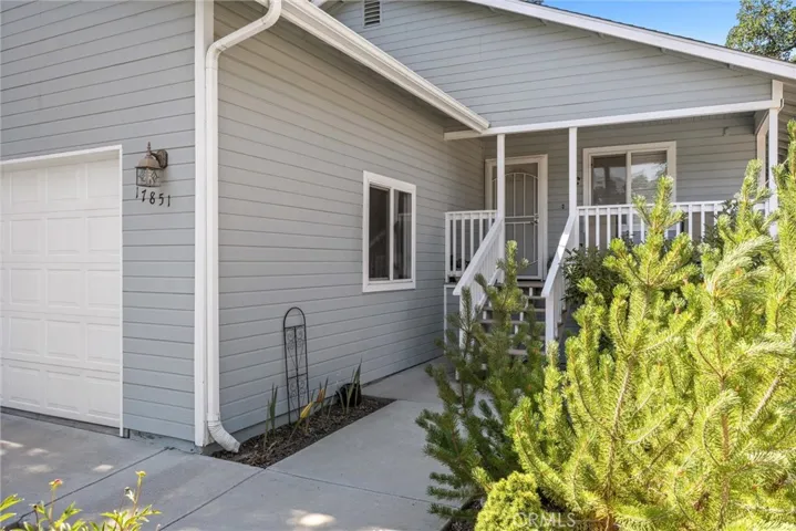 17851 Alps Drive, Tehachapi, California 93561
