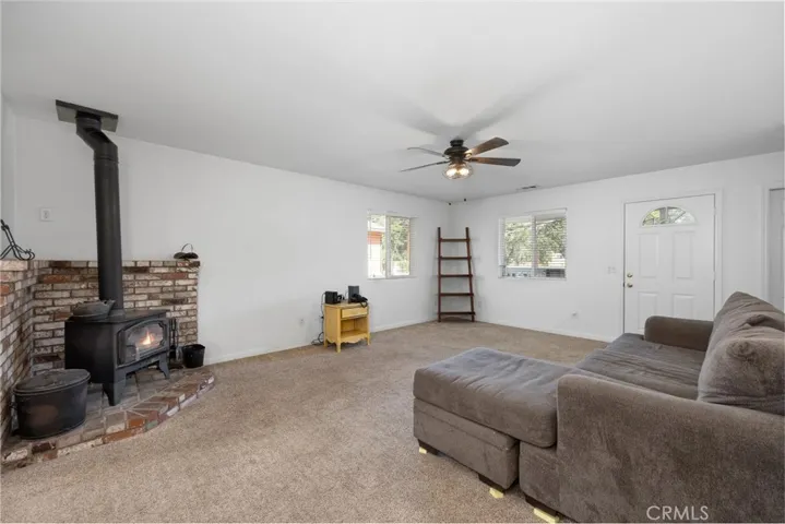 17851 Alps Drive, Tehachapi, California 93561