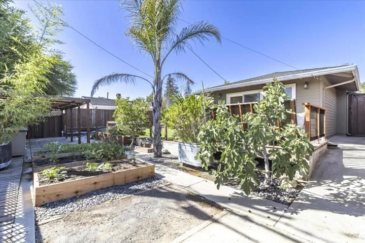 1737 Maryland Street, Redwood City, California 94061