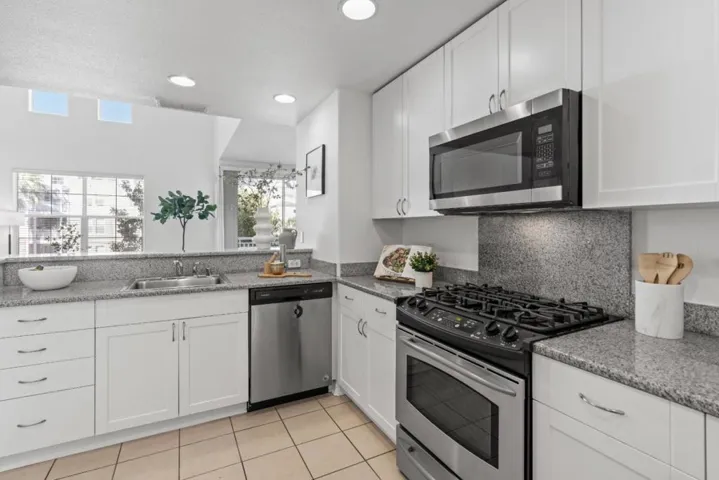 3901 Lick Mill Boulevard 303, Santa Clara, California 95054