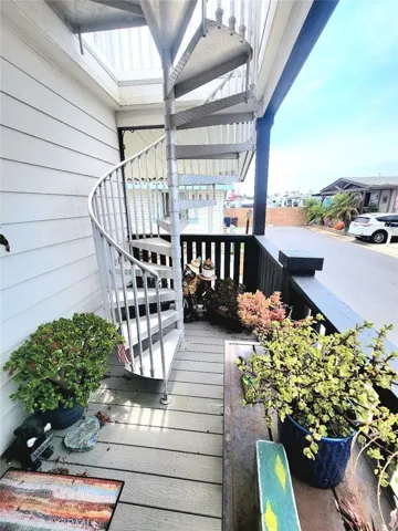 Front patio to upper deck