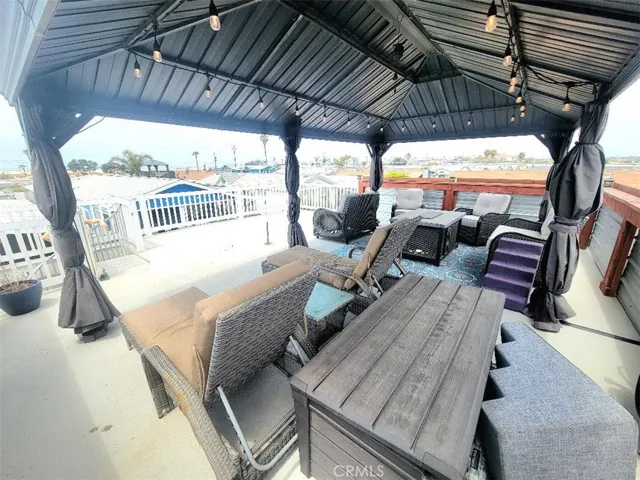 Included Deck Furniture
