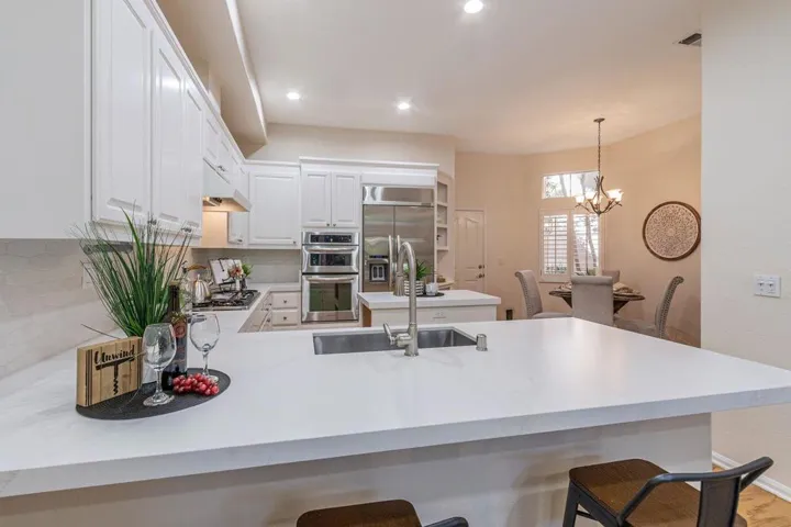 2127 Vizcaya Way, Campbell, California 95008