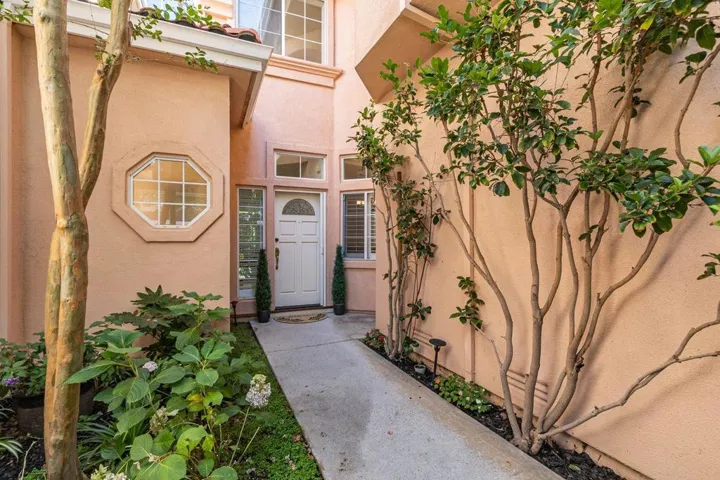 2127 Vizcaya Way, Campbell, California 95008