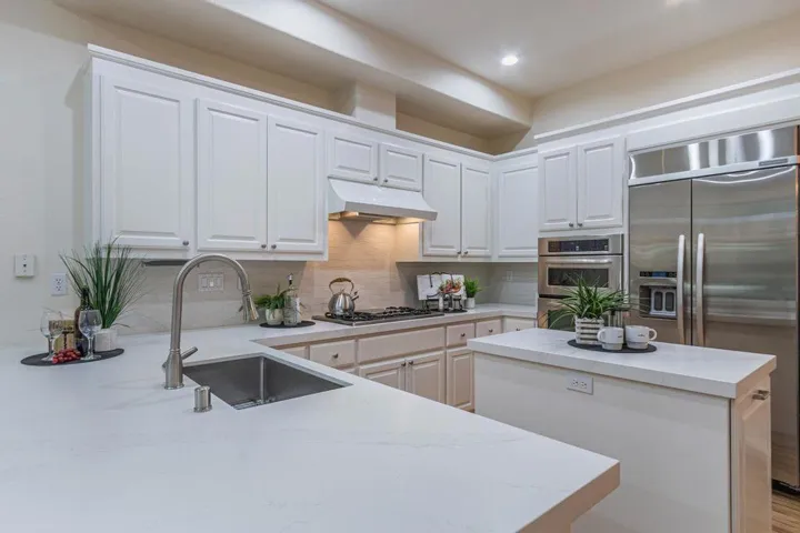 2127 Vizcaya Way, Campbell, California 95008