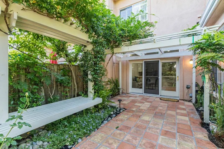 2127 Vizcaya Way, Campbell, California 95008