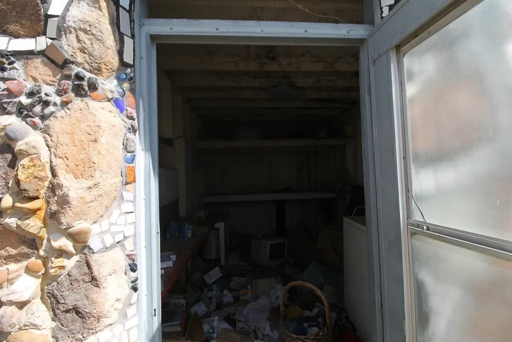 1233 Desert Drive, Needles, California 92363 home-pic-30