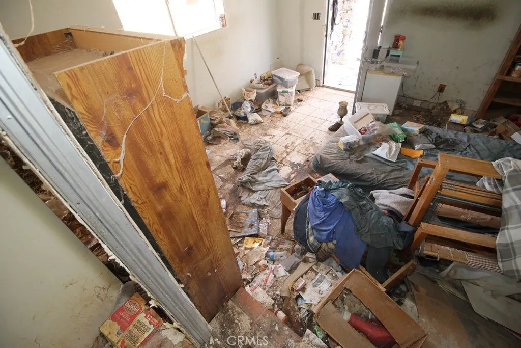1233 Desert Drive, Needles, California 92363 home-pic-66