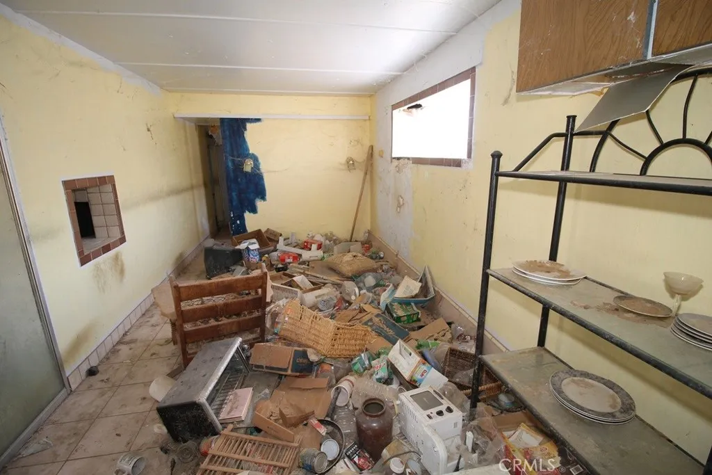 1233 Desert Drive, Needles, California 92363 home-pic-50