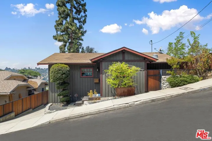 422 Holland Avenue, Los Angeles, California 90042