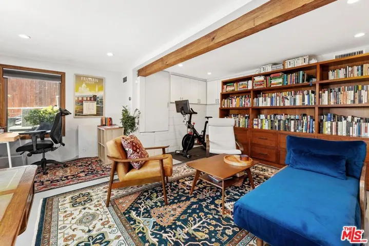 422 Holland Avenue, Los Angeles, California 90042