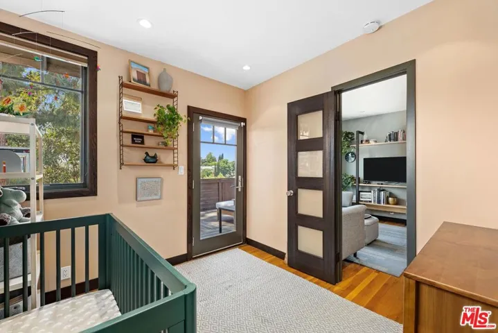 422 Holland Avenue, Los Angeles, California 90042