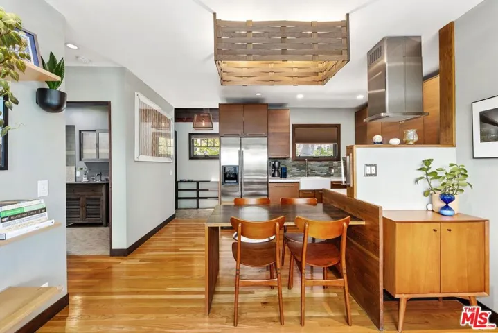422 Holland Avenue, Los Angeles, California 90042