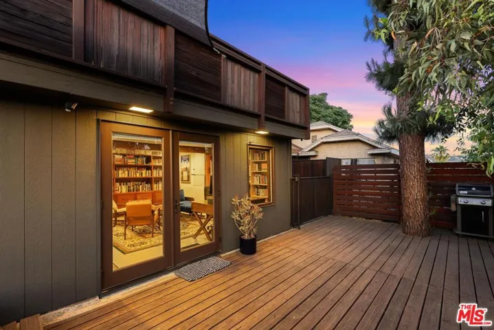 422 Holland Avenue, Los Angeles, California 90042