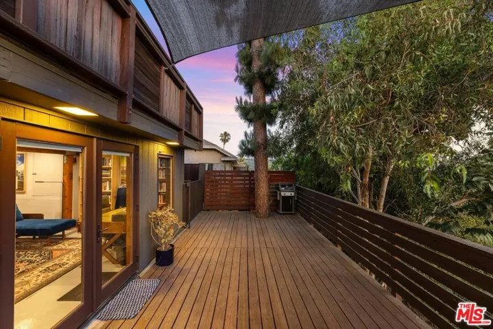 422 Holland Avenue, Los Angeles, California 90042