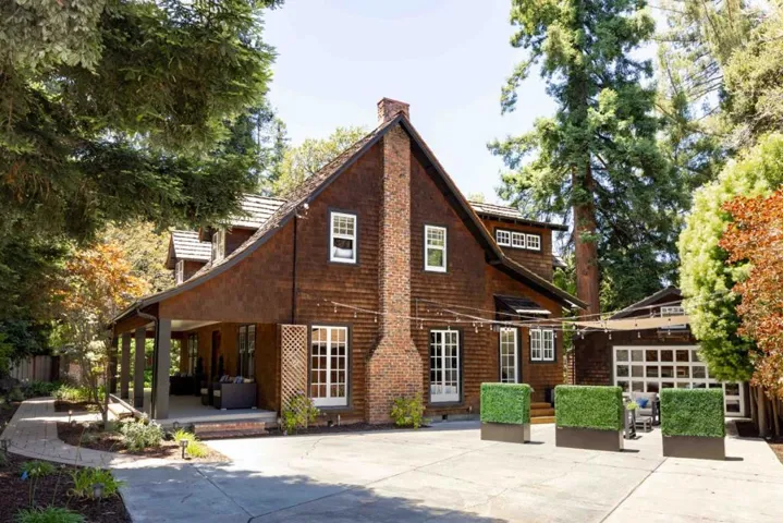 1425 Cowper Street, Palo Alto, California 94301