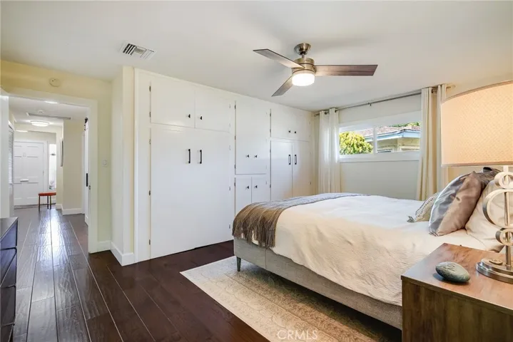 Primary suite to hallway.