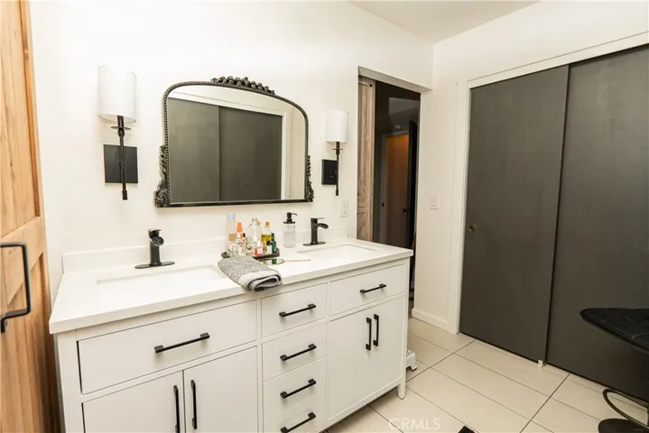 876 Villanova Court, Merced, California 95348