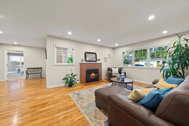 45 Hunt Way, Campbell, California 95008