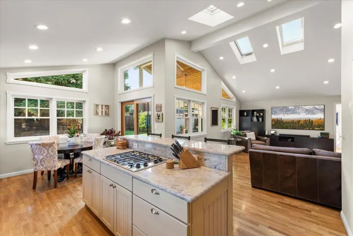 45 Hunt Way, Campbell, California 95008