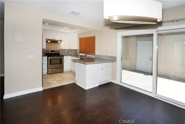 3733 N Harbor Boulevard 22, Fullerton, California 92835