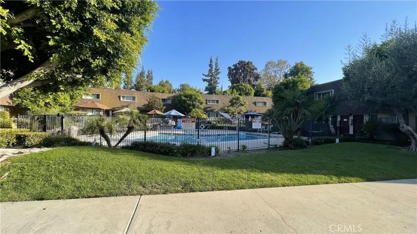 3733 N Harbor Boulevard 22, Fullerton, California 92835