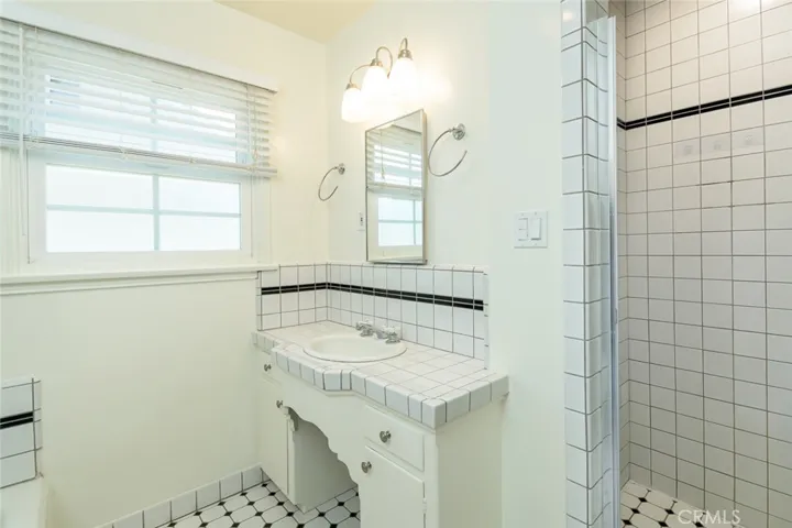 3461 Angelus Avenue, Glendale, California 91208