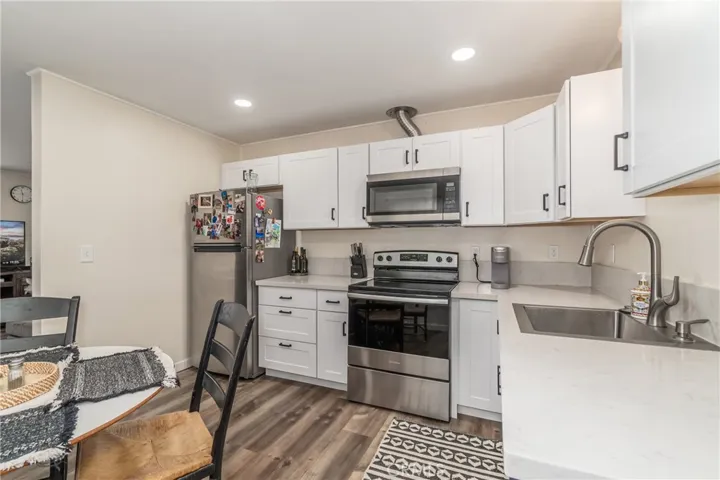 4175 Snook Avenue, Clearlake, California 95422