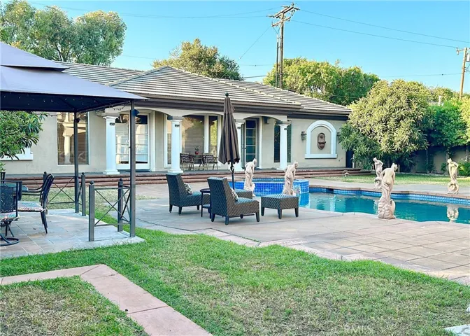 21 E Las Flores Avenue, Arcadia, California 91006