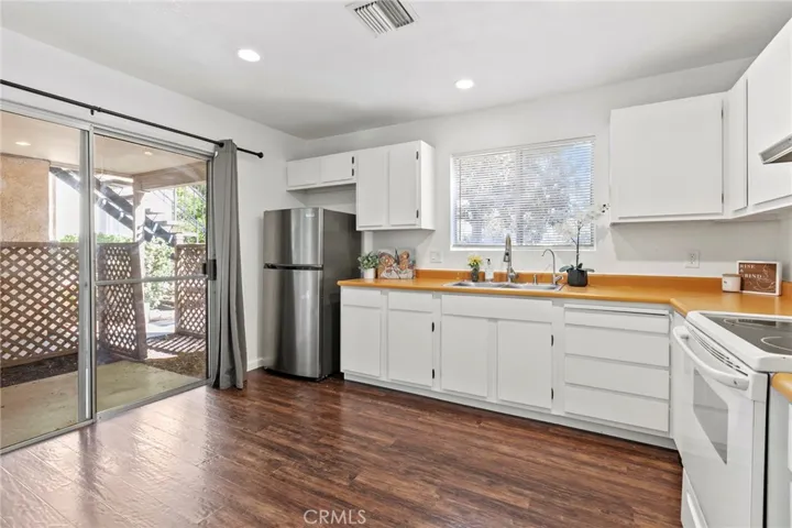 5525 Capistrano Avenue 17, Atascadero, California 93422