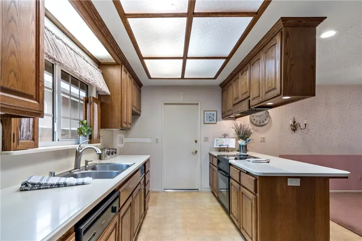 Solid Oak cabinets with custom pull-outs