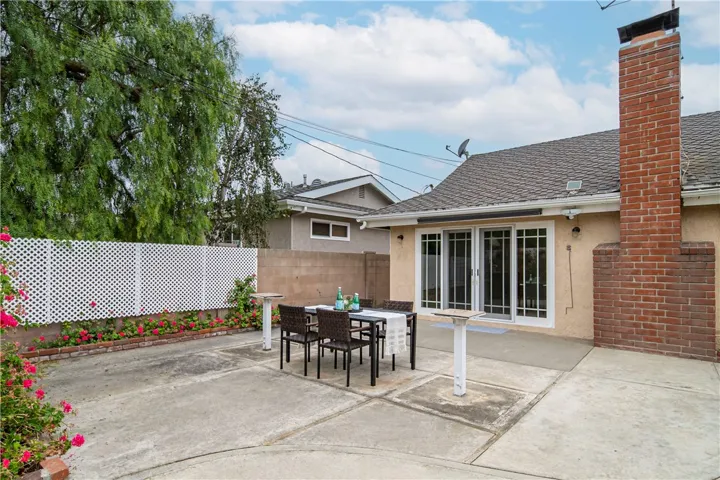 Off the living room is a great outdoor dining space.