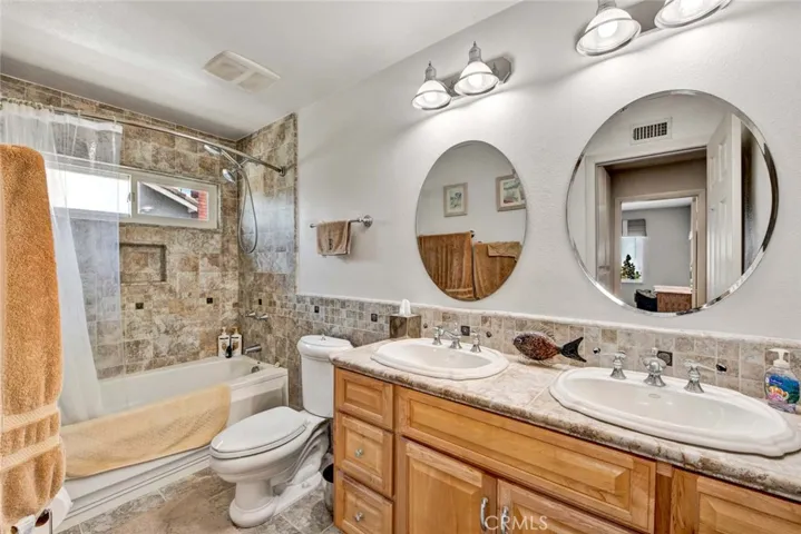 Upstairs Guest Bathroom