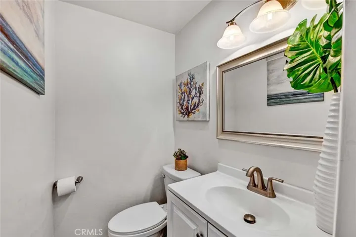 17174 Santa Madrina Street, Fountain Valley, California 92708