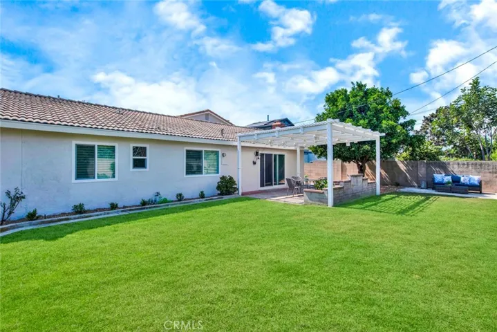 17174 Santa Madrina Street, Fountain Valley, California 92708